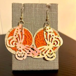 Dangling butterfly lace earrings